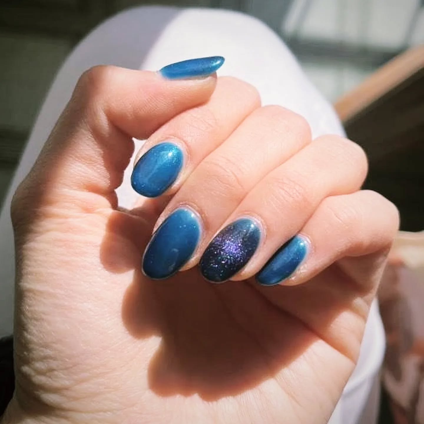 💫💙 
La nostra cliente entusiasta del lavoro svolto dalla nostra Anna ci fa vedere leffetto Magnetic Blu delle sue unghie esposte alla luce solare
✨️🌌

grazie Alexandra 💕

💫Magnetic Nail - Blu Stellare ✨️

✨️Il trend dello smalto magnetico realizzato dalla nostra Anna ✨️

Cosa aspetti?
Scopri i nostri servizi e prenota il tuo appuntamento

httpswwwparrucchiere-estetistait

Tel Salone 059926258

Cell Estetica -Anna 3493371641 

Cell Parrucchiere - Tania 3495342743

Via Francesco Bertelli 911 41013 Castelfranco Emilia Modena Emilia-Romagna Italia

taniaedanna parrucchiereestetista magneticnails nails nailsofinstagram nailart magnetic nailsoftheday magneticnaildesign gelpolish gelnails nailsonfleek nailsnailsnails magneticpolish glitternails nagelstudio nailpolish acrylicnails gellak gel manicure instanails nailsdesign nailaddict naturalnails  magneticnailsdesign blu