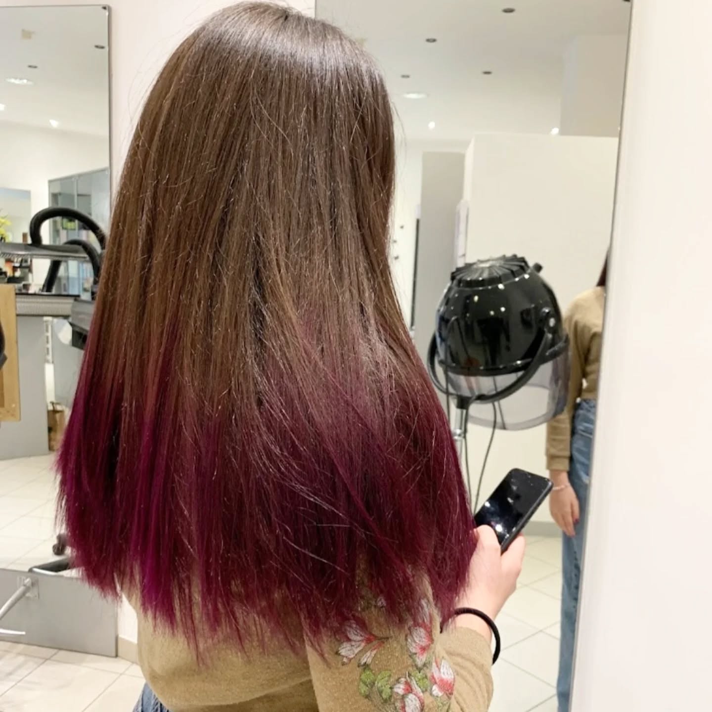 La nostra giovane cliente ha deciso di dare un tocco glamour con un degradè colorato 🩷

Cosa aspetti?
Scopri i nostri servizi e prenota il tuo appuntamento

httpswwwparrucchiere-estetistait

Tel Salone 059926258

Cell Estetica - Anna 3493371641 

Cell Parrucchiere - Tania 3495342743

Via Francesco Bertelli 911 41013 Castelfranco Emilia Modena Emilia-Romagna Italia

taniaedanna parrucchiereestetista 

Degradé  hairstyle newhair hairart loveyourhair hairpassion hairworld hairinstagram haistyle lovehairstyle

hairstyle newhairhairart loveyourhair hairpassion hairworld hairinstagram haistyle lovehairstyle