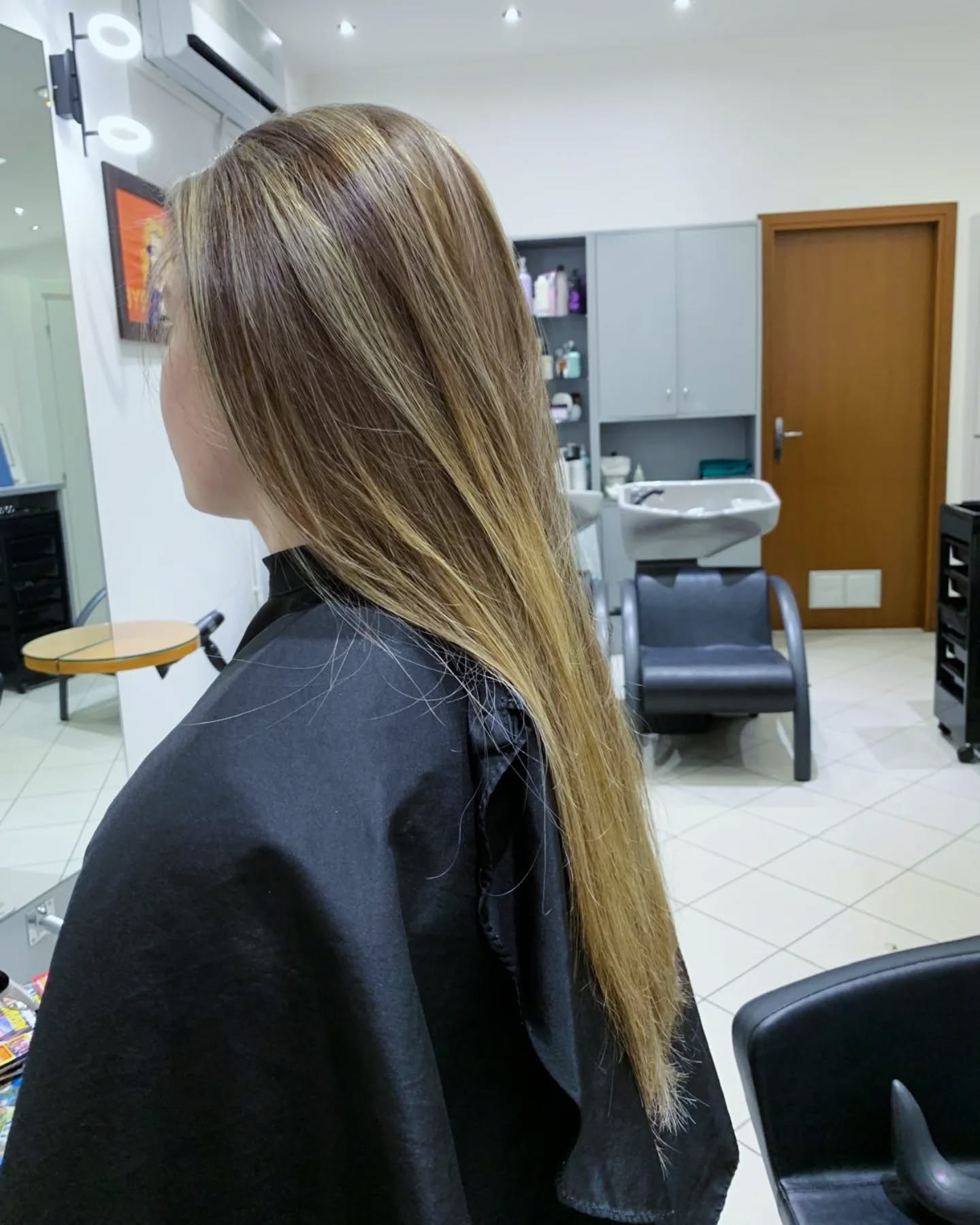 ✨️ La nostra teenager con una base biondo medio naturale ha deciso di accentuare con delle mesh  bionde fredde 💛

Cosa aspetti?
Scopri i nostri servizi e prenota il tuo appuntamento

httpswwwparrucchiere-estetistait

Tel Salone 059926258

Cell Estetica - Anna 3493371641 

Cell Parrucchiere - Tania 3495342743

Via Francesco Bertelli 911 41013 Castelfranco Emilia Modena Emilia-Romagna Italia

taniaedanna parrucchiereestetista 

Degradé  hairstyle newhair hairart loveyourhair hairpassion hairworld hairinstagram haistyle lovehairstyle blonde

hairstyle newhairhairart loveyourhair hairpassion hairworld hairinstagram haistyle lovehairstyle